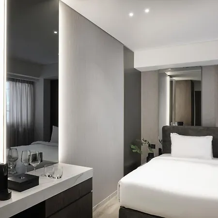 Nur Edge - Acropolis Skyline Aparthotel
